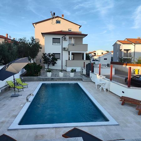 Apartments Ivana With The Pool Rovinjsko Selo Extérieur photo
