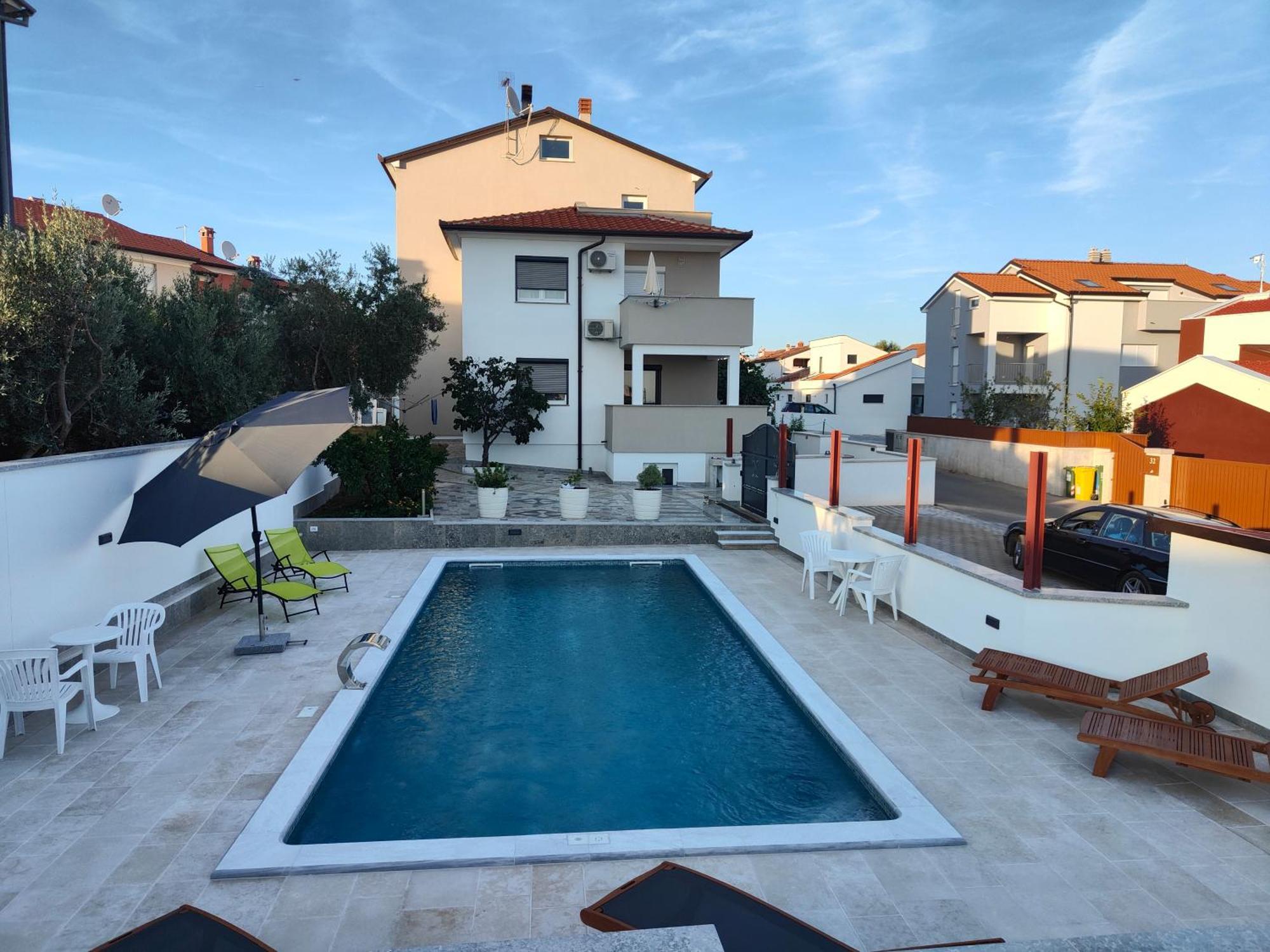 Apartments Ivana With The Pool Rovinjsko Selo Extérieur photo
